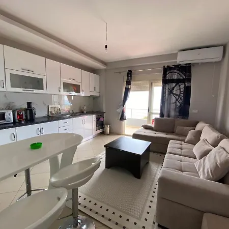 Sea View Apartment *